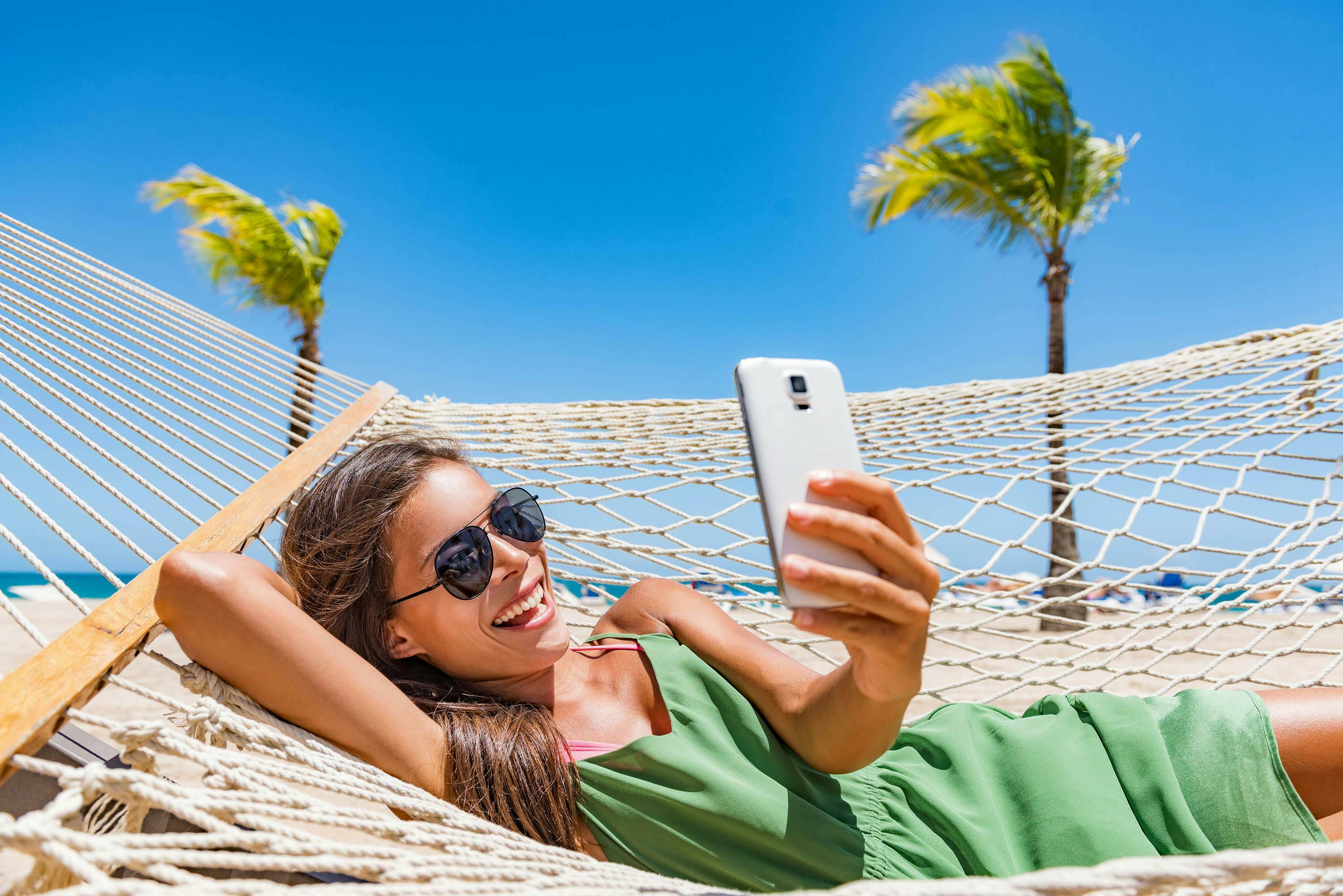 Wifi op vakantie? Zo blijf je online veilig